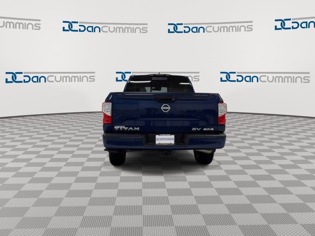 2024 Nissan Titan SV