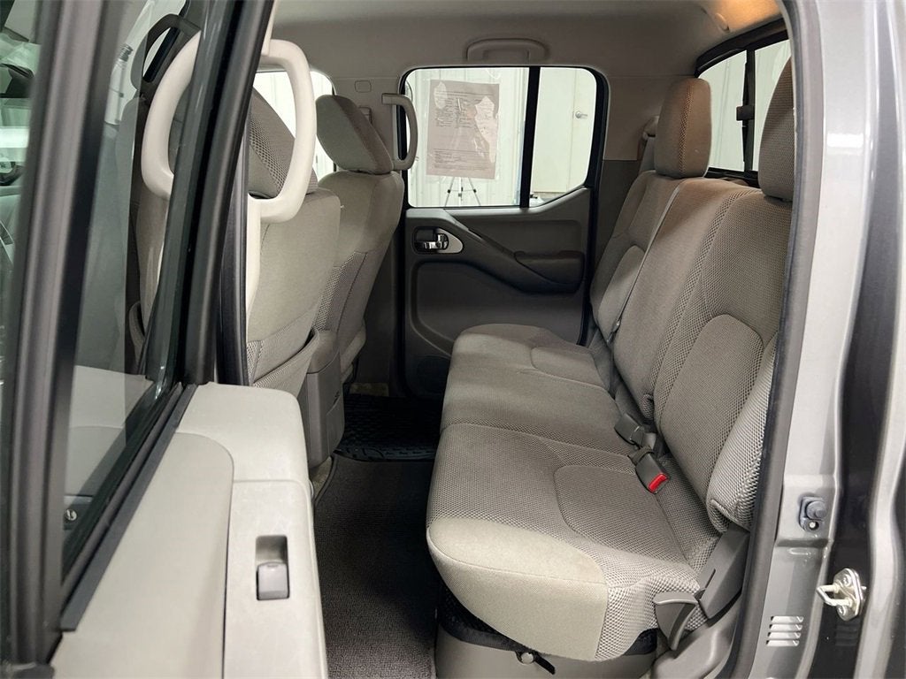 2016 Nissan Frontier SV