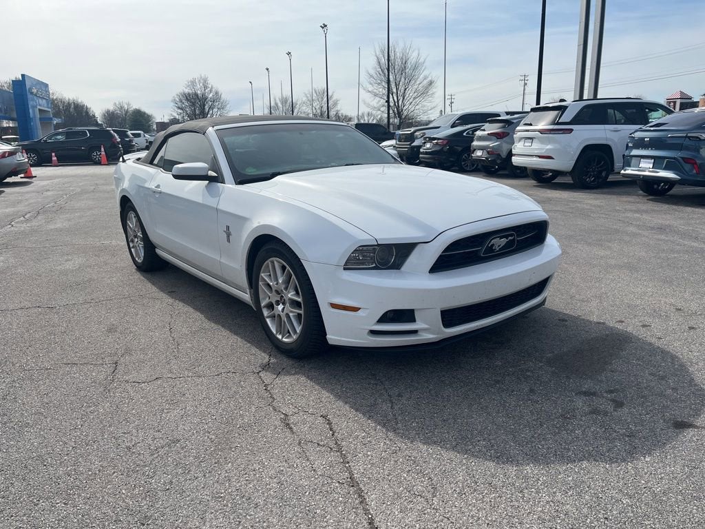 2014 Ford Mustang V6