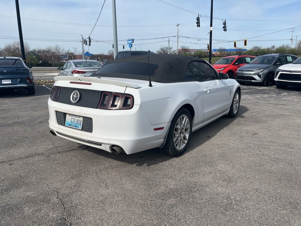 2014 Ford Mustang V6