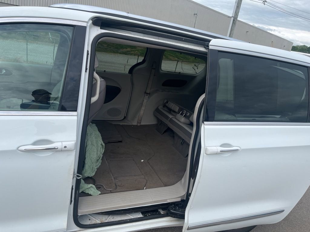 2018 Chrysler Pacifica Touring L