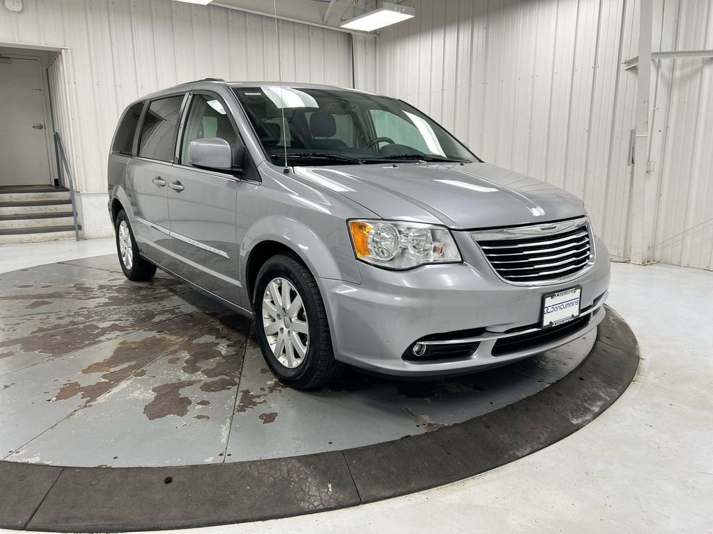 2014 Chrysler Town & Country Touring