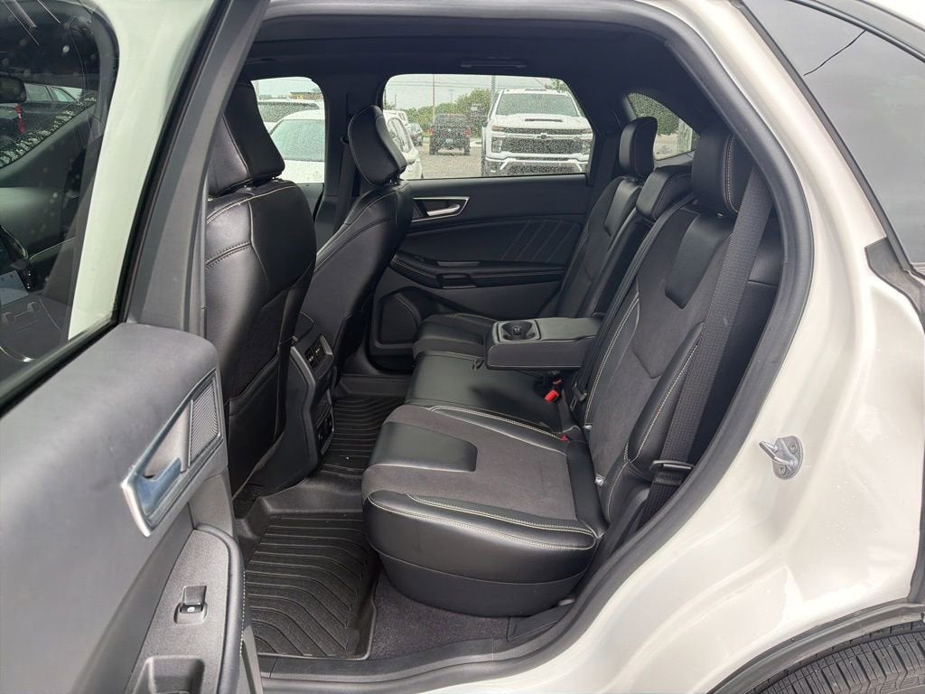2024 Ford Edge ST