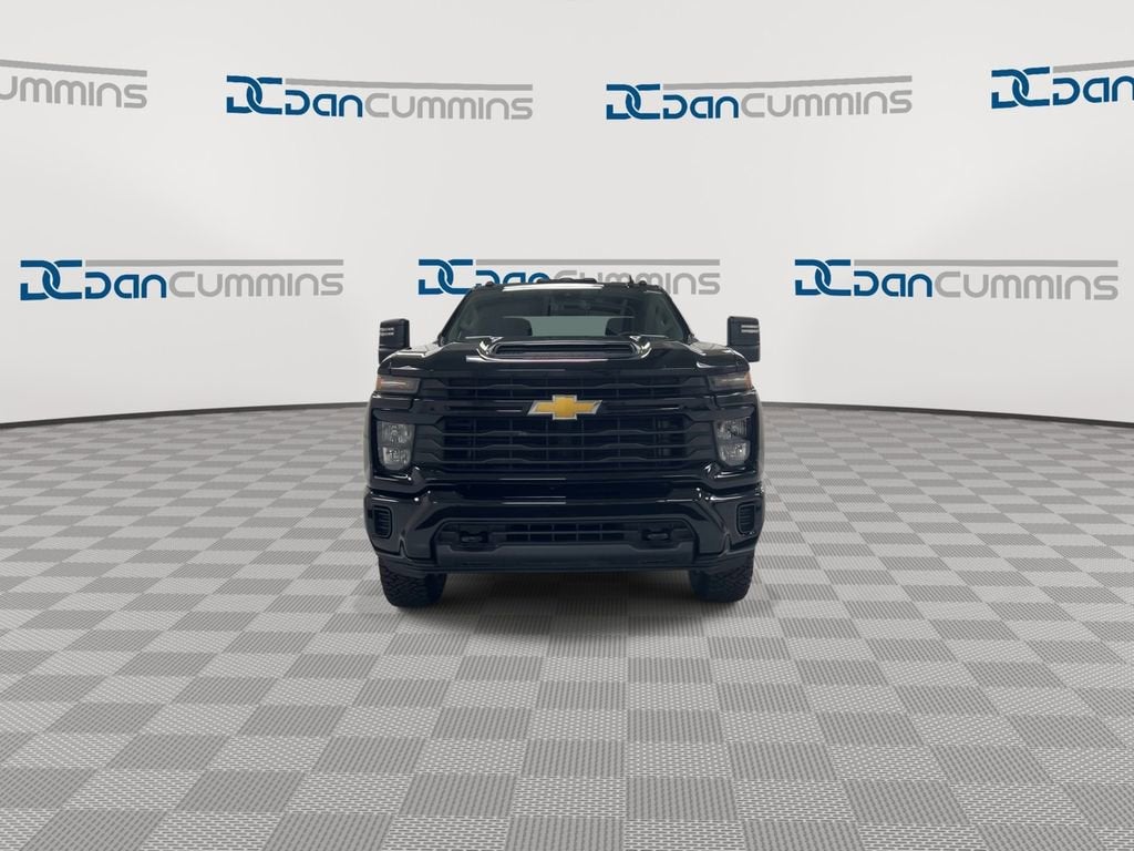 2024 Chevrolet Silverado 2500 HD Custom