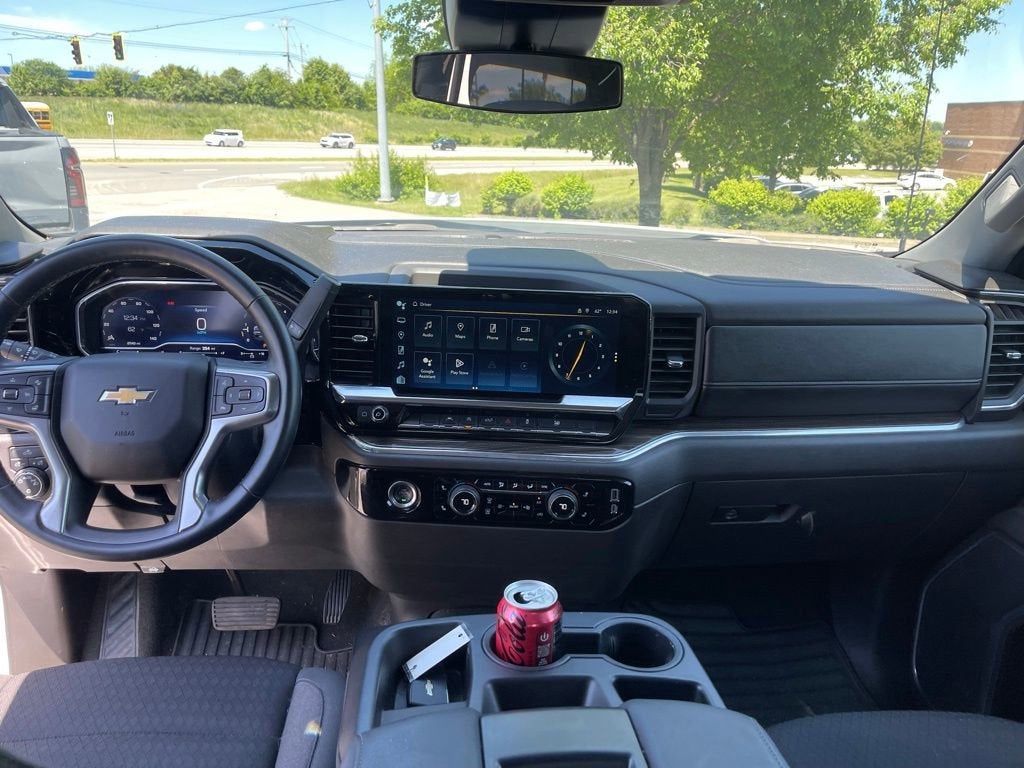 2024 Chevrolet Silverado 1500 LT (2FL)
