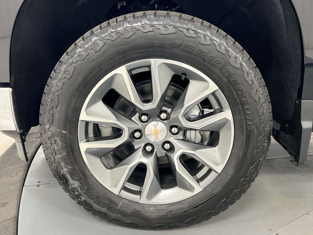 2025 Chevrolet Silverado 1500 LT (2FL)