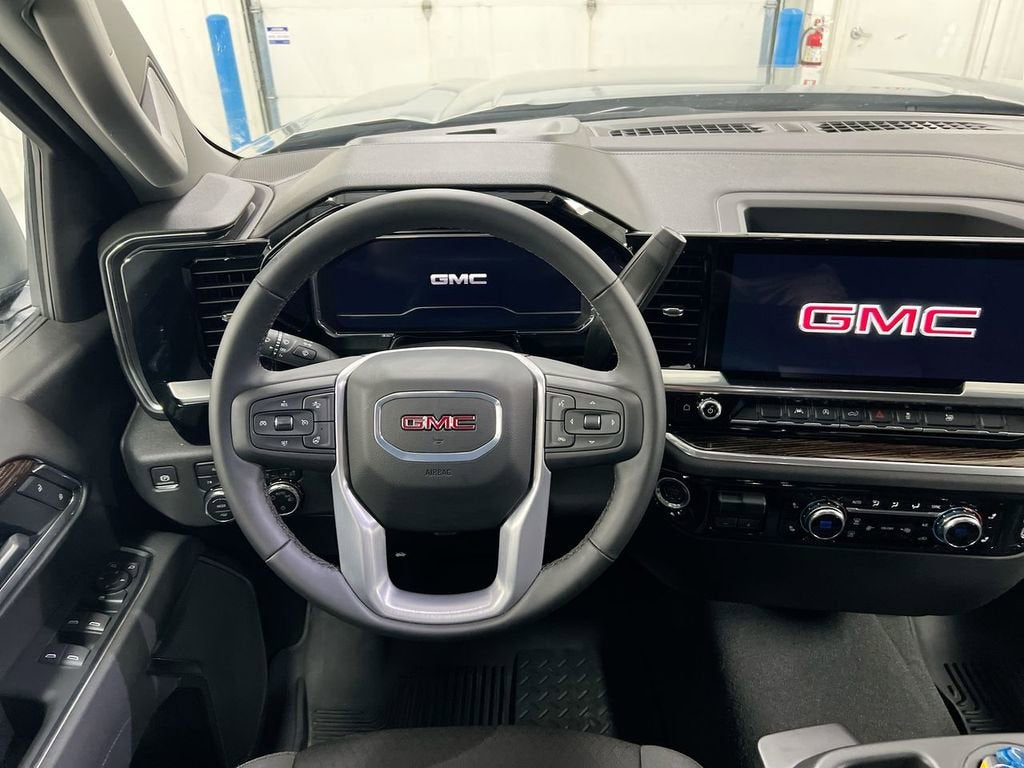 2025 GMC Sierra 1500 SLE