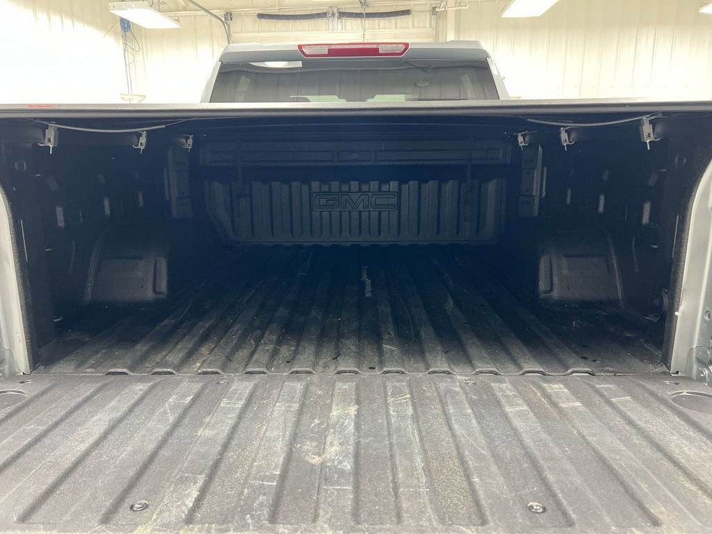 2025 GMC Sierra 1500 SLE