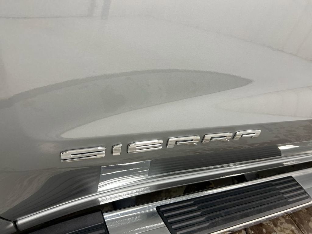 2025 GMC Sierra 1500 SLE
