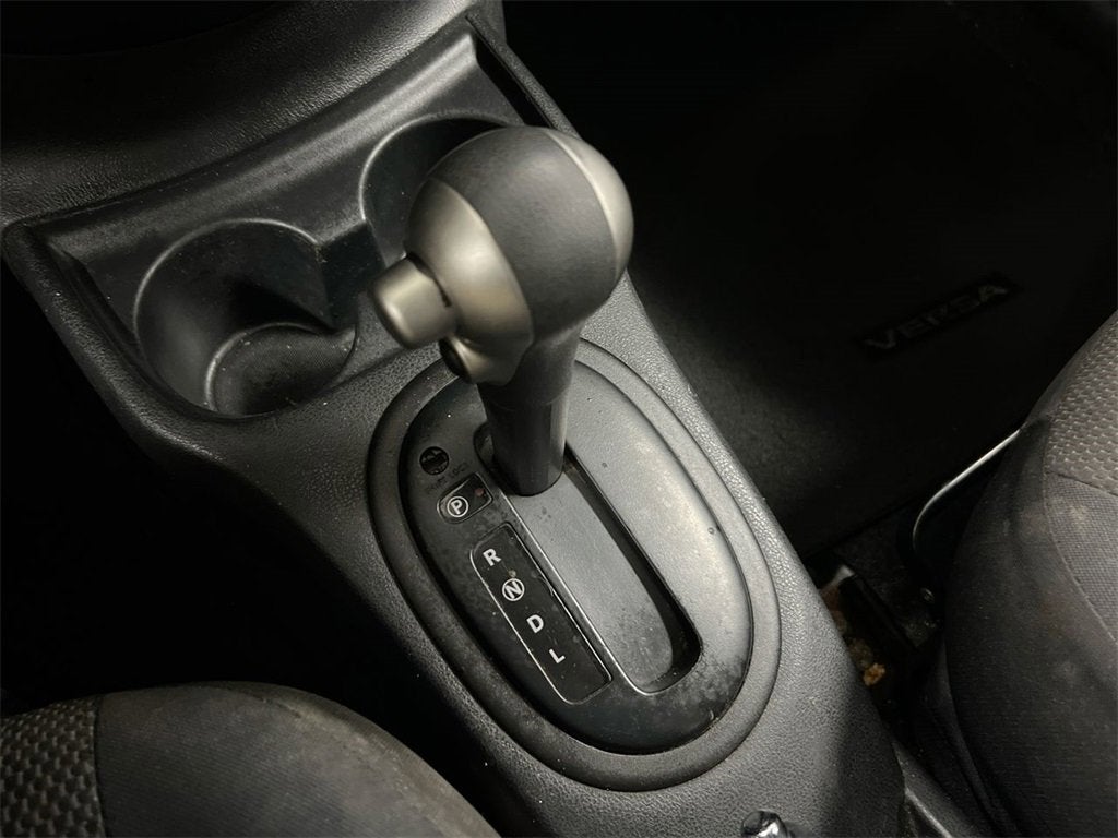 2013 Nissan Versa SV