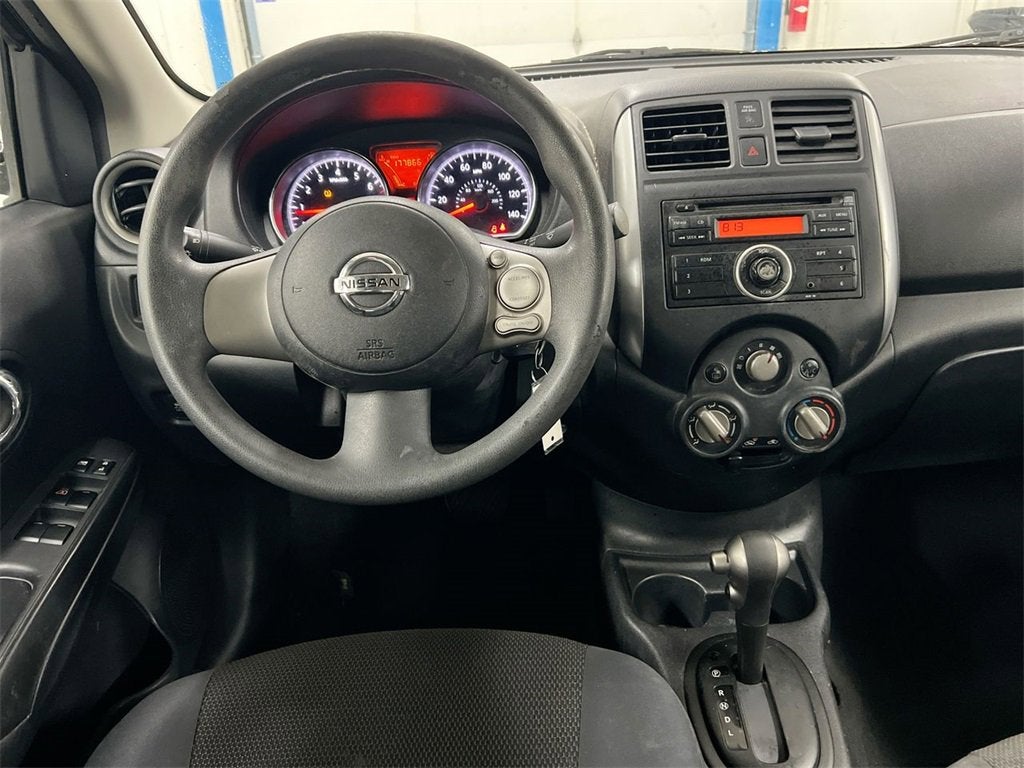 2013 Nissan Versa SV