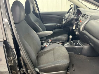 2013 Nissan Versa SV