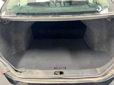 2013 Nissan Versa SV