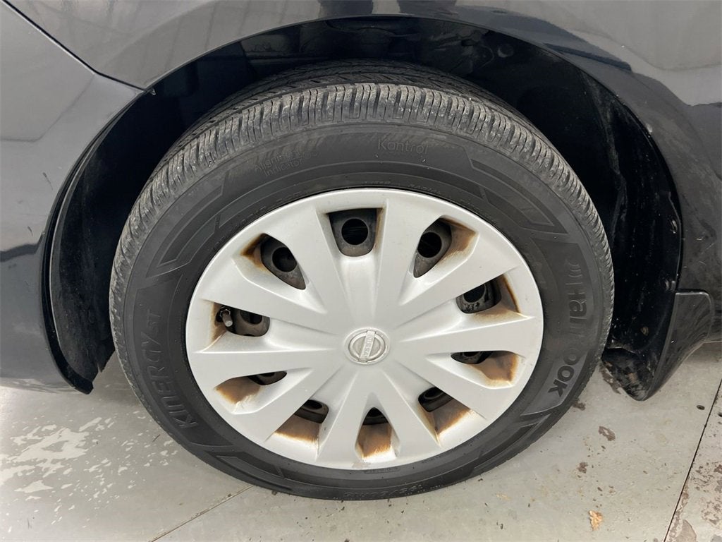 2013 Nissan Versa SV