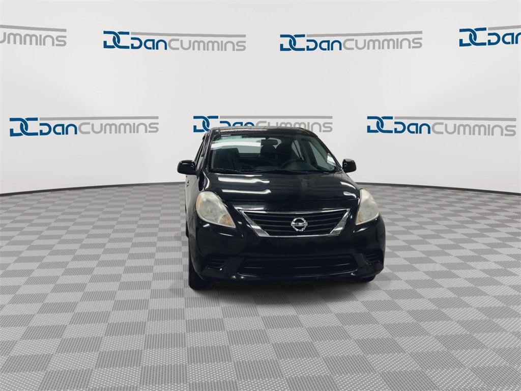 2013 Nissan Versa SV