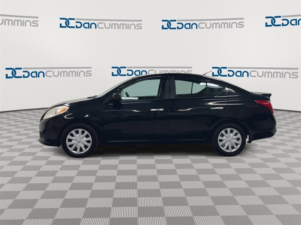 2013 Nissan Versa SV