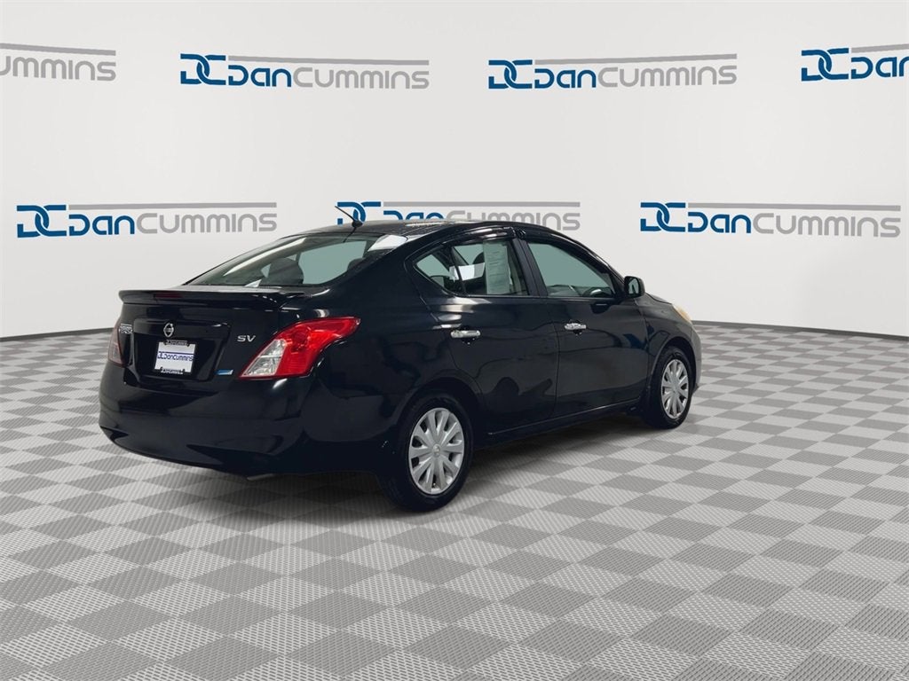 2013 Nissan Versa SV