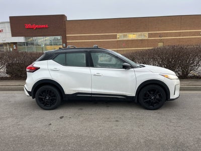 2023 Nissan Kicks SR