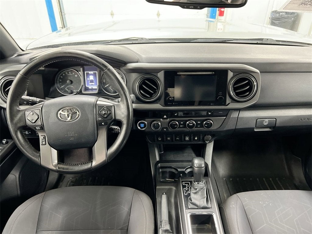 2016 Toyota Tacoma SR