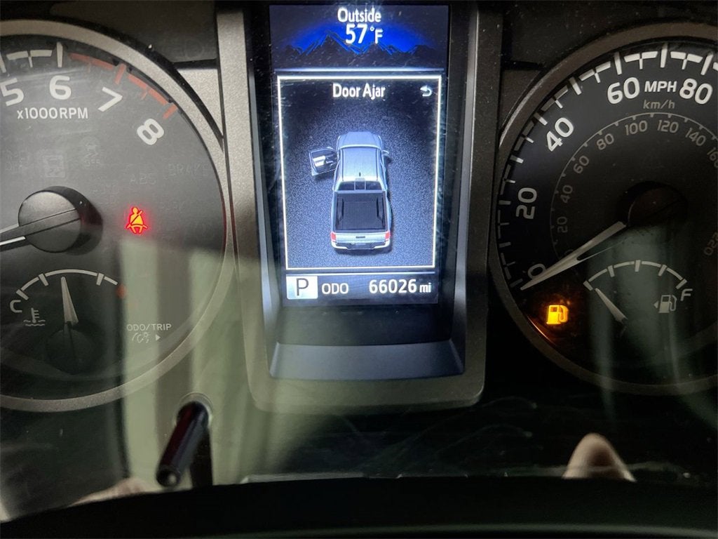 2016 Toyota Tacoma SR