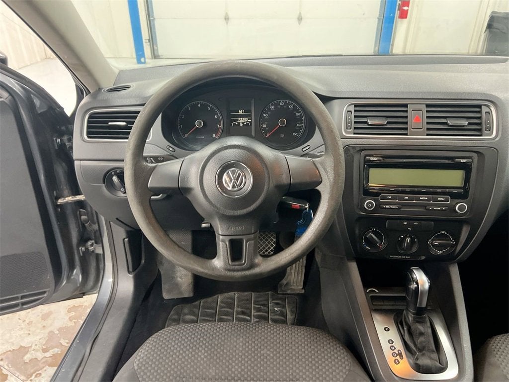 2011 Volkswagen Jetta Base