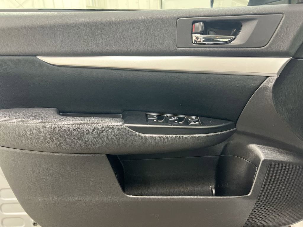 2014 Subaru Legacy 2.5i