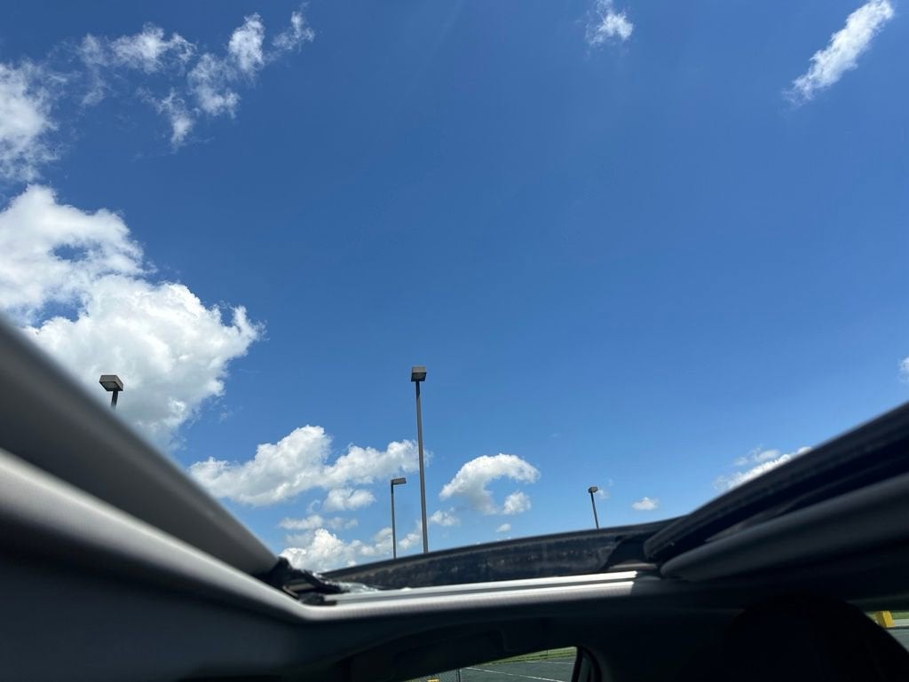 2019 Toyota Camry Hybrid LE