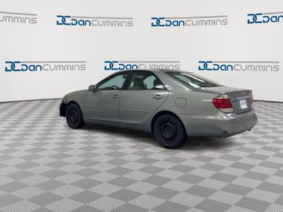 2005 Toyota Camry LE