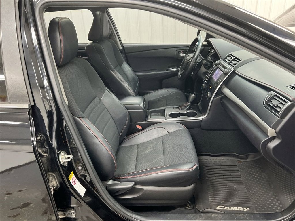 2016 Toyota Camry XLE