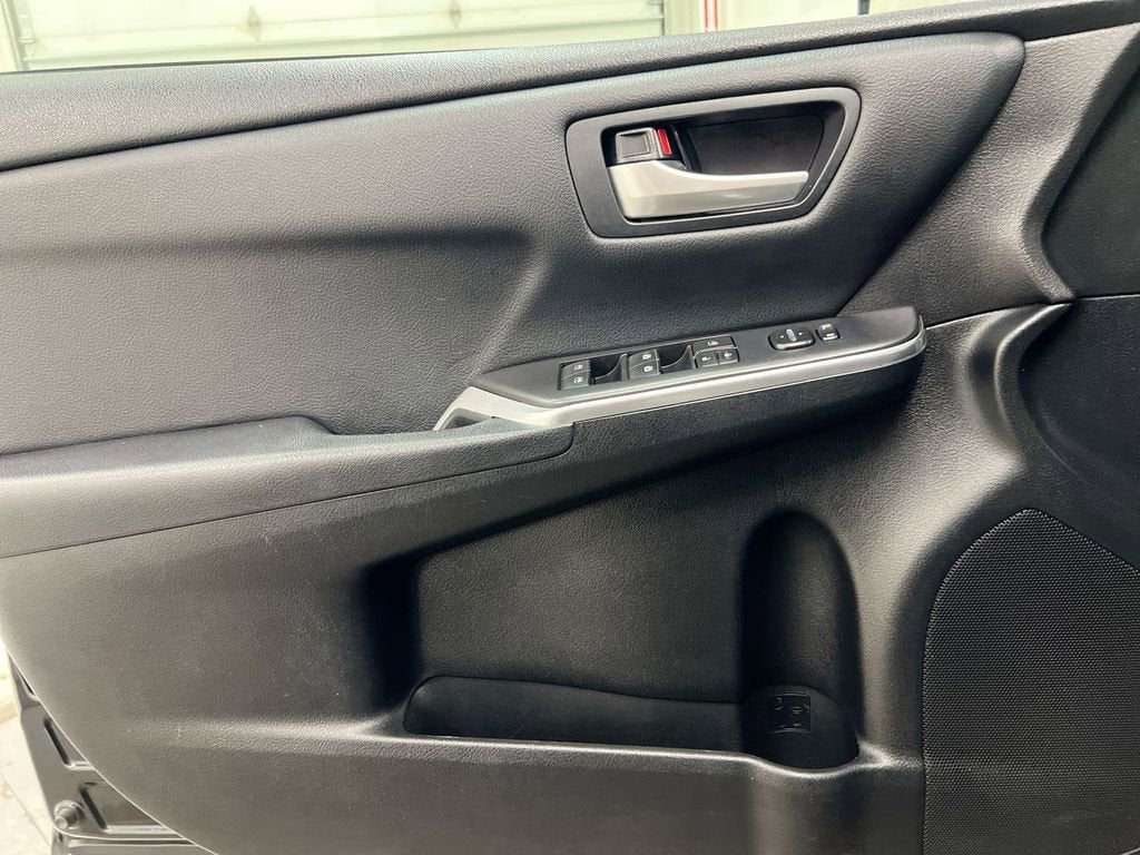 2017 Toyota Camry XLE