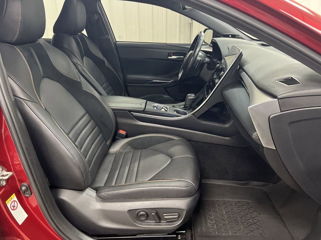 2019 Toyota Avalon XLE