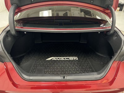 2019 Toyota Avalon XLE