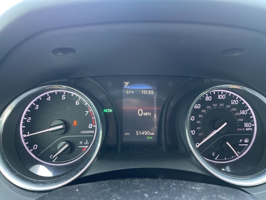 2020 Toyota Camry SE