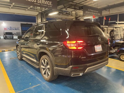 2024 Honda Pilot Touring