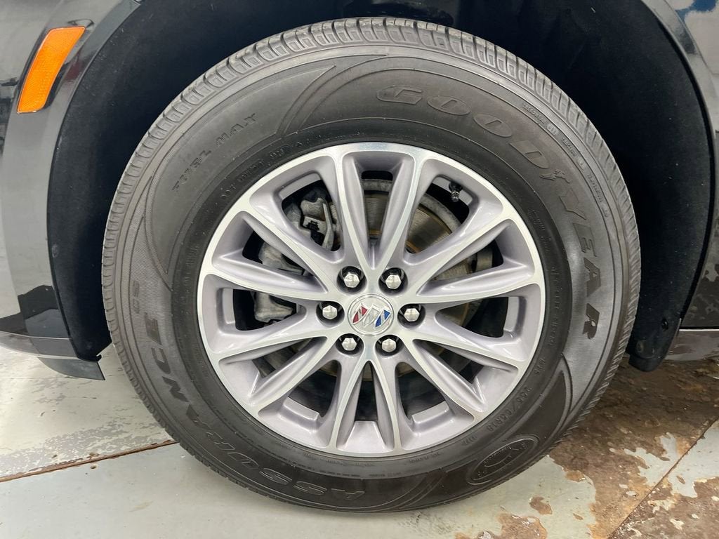 2024 Buick Enclave Essence
