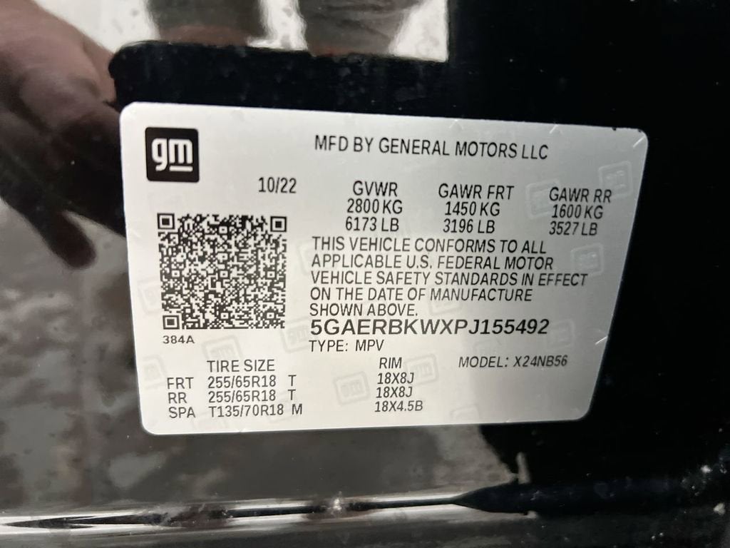 2023 Buick Enclave Essence
