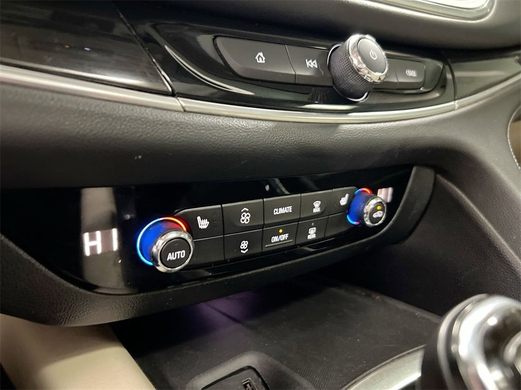 2019 Buick Enclave Essence