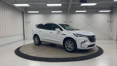2023 Buick Enclave Essence