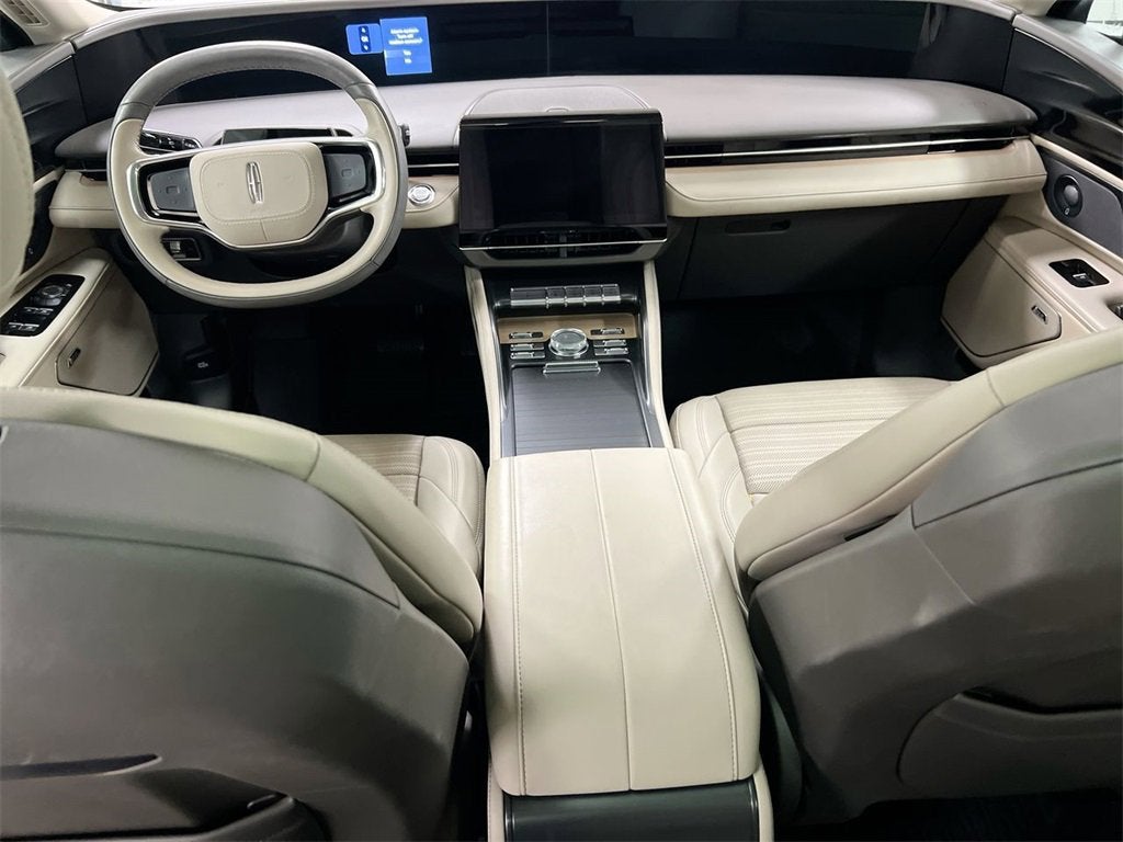 2025 Lincoln Nautilus Reserve