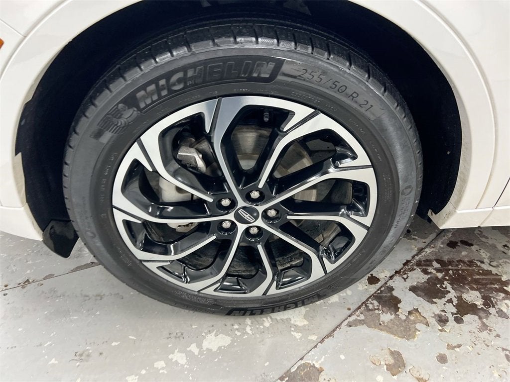 2025 Lincoln Nautilus Reserve