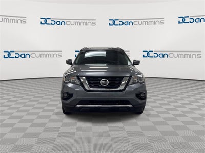 2020 Nissan Pathfinder SV