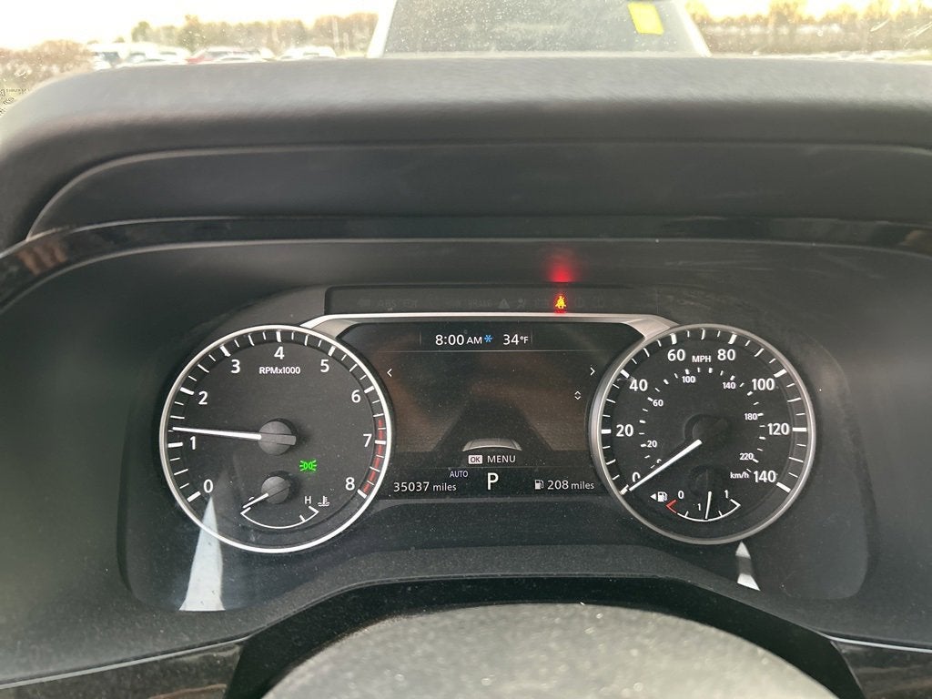 2024 Nissan Pathfinder SV