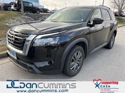 2025 Nissan Pathfinder SV