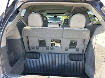 2020 Toyota Sienna XLE