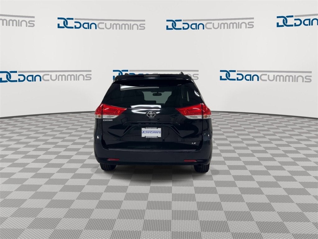 2011 Toyota Sienna LE AAS