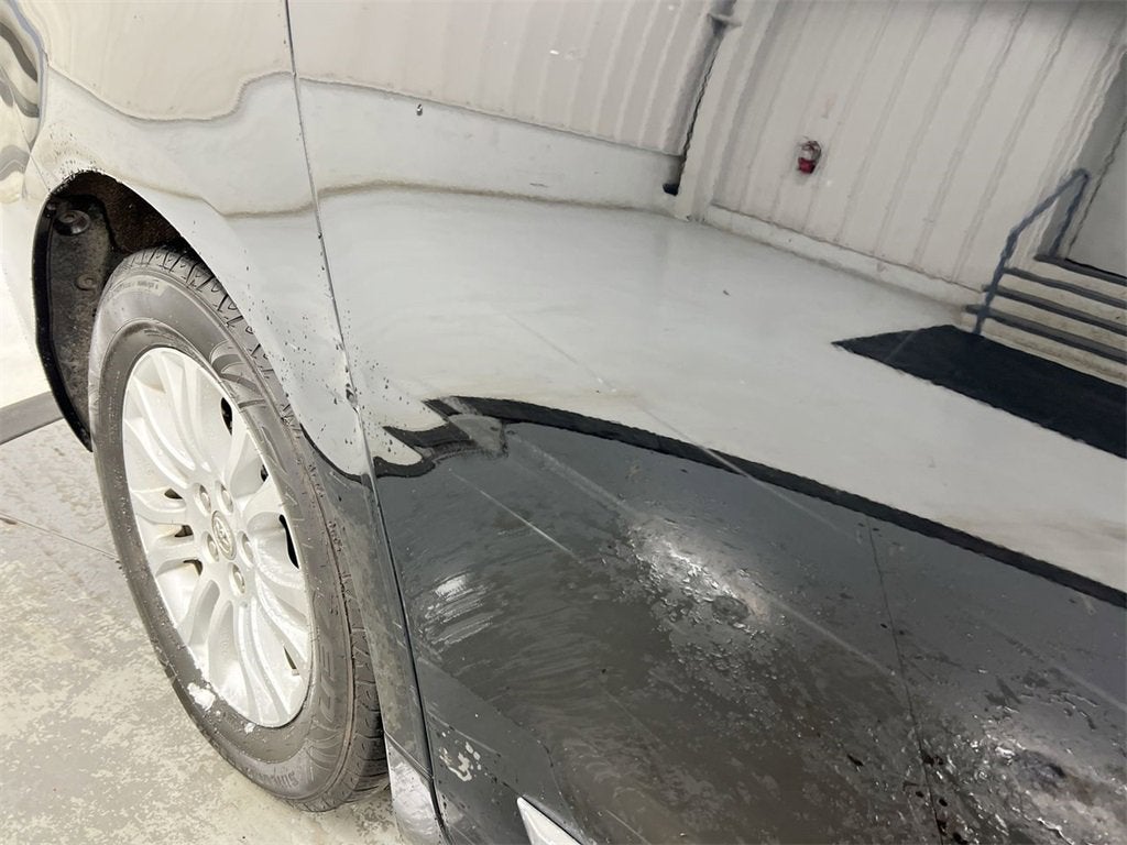 2016 Toyota Sienna XLE