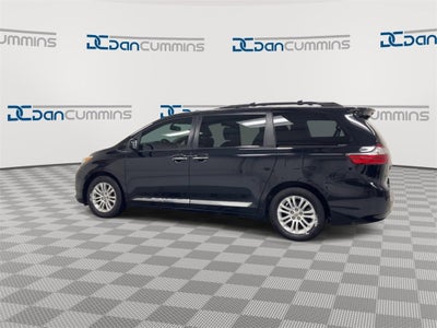 2016 Toyota Sienna XLE