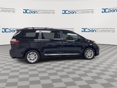 2016 Toyota Sienna XLE