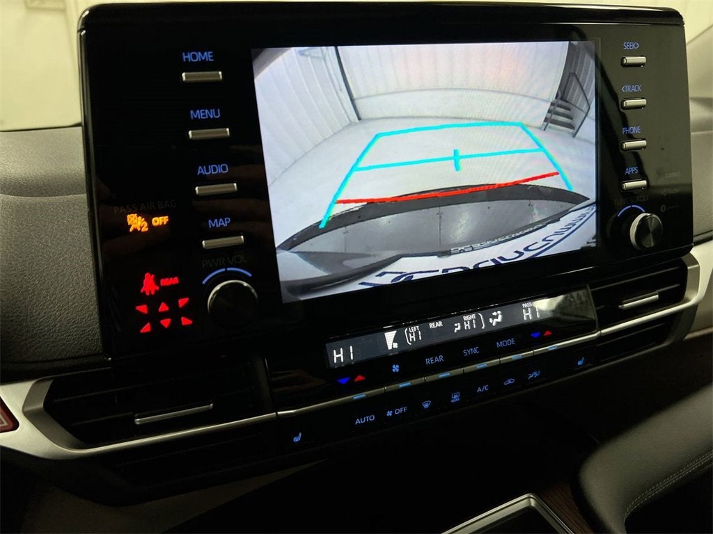 2024 Toyota Sienna XLE