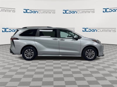 2024 Toyota Sienna XLE